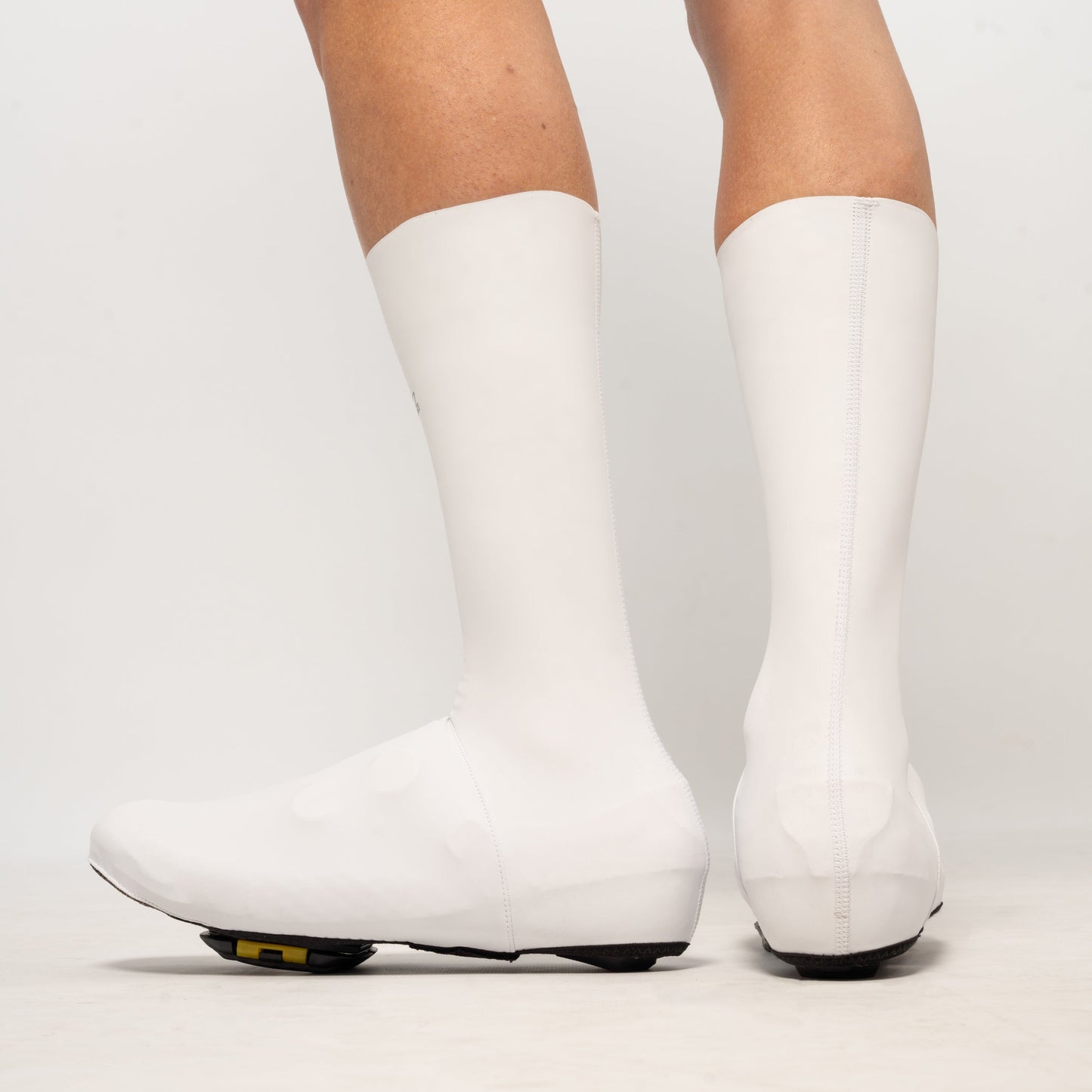 SpatzWear AquaSokz Aero Shoe Covers - White