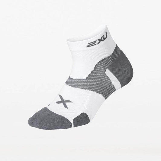 2XU Vectr Cushion 1/4 Crew Socks - White