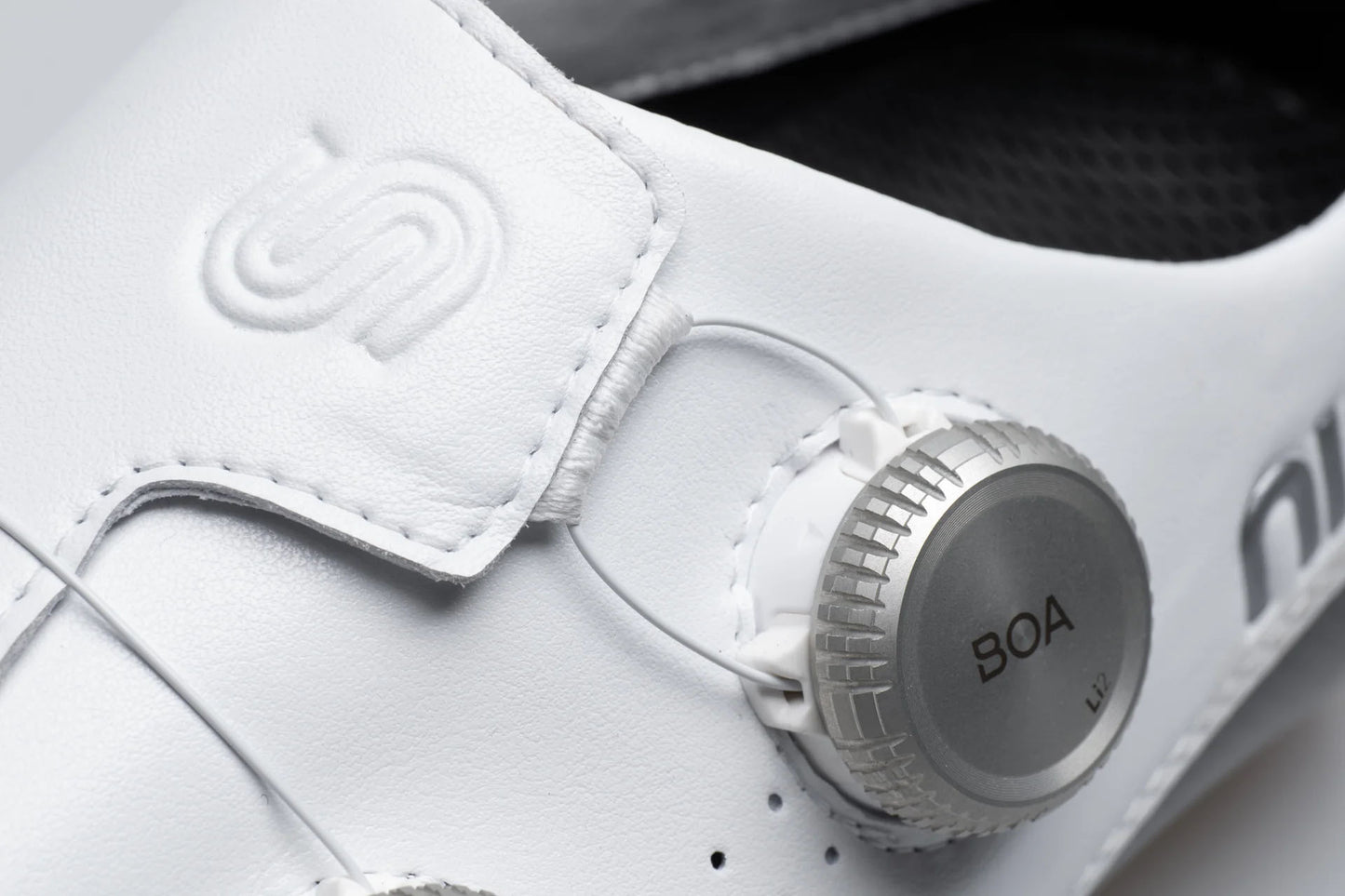 NIMBL Ultimate Glide Shoes - White / Silver