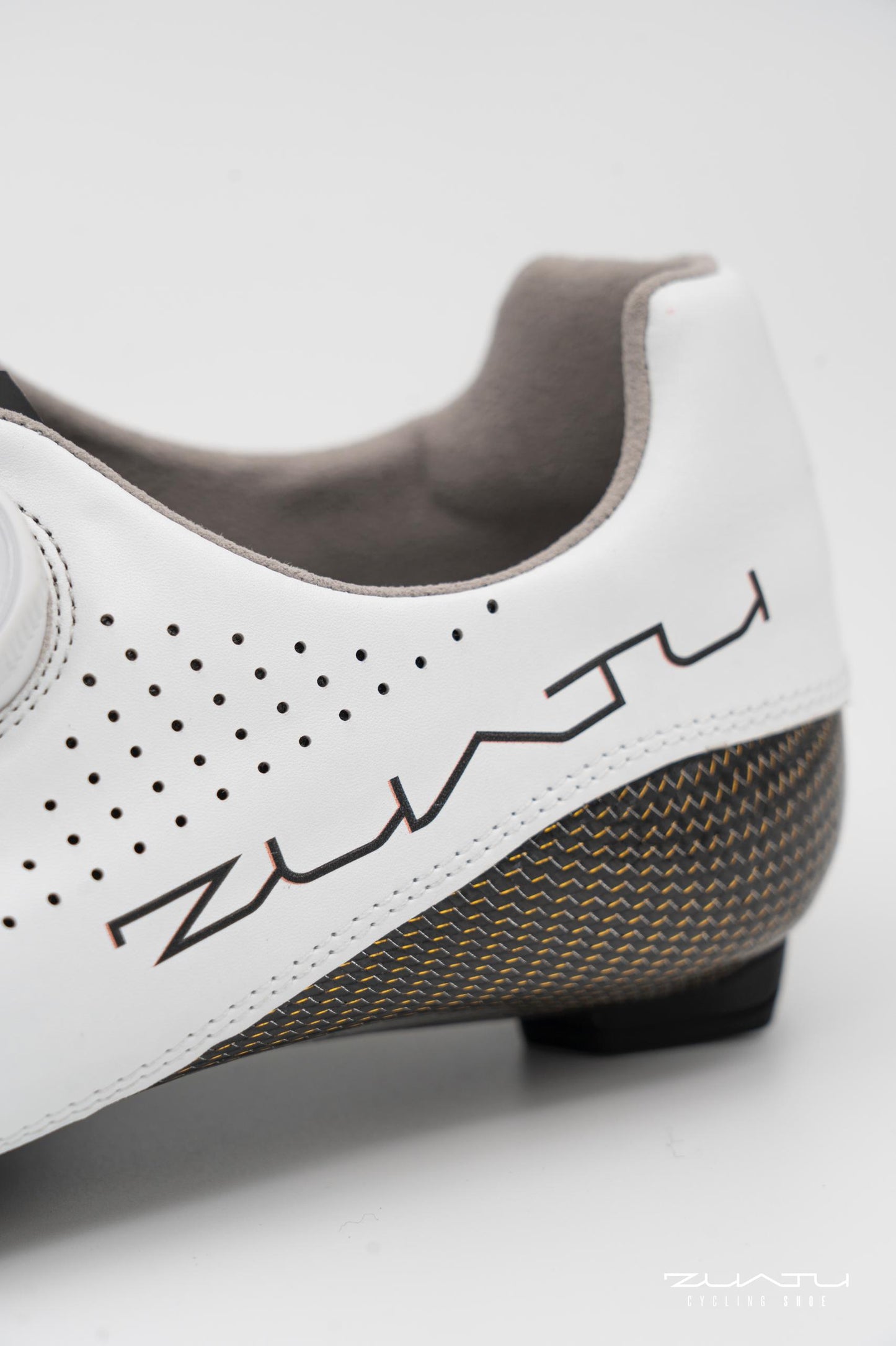 Zuatu Z001-Pro Cycling Shoes - White