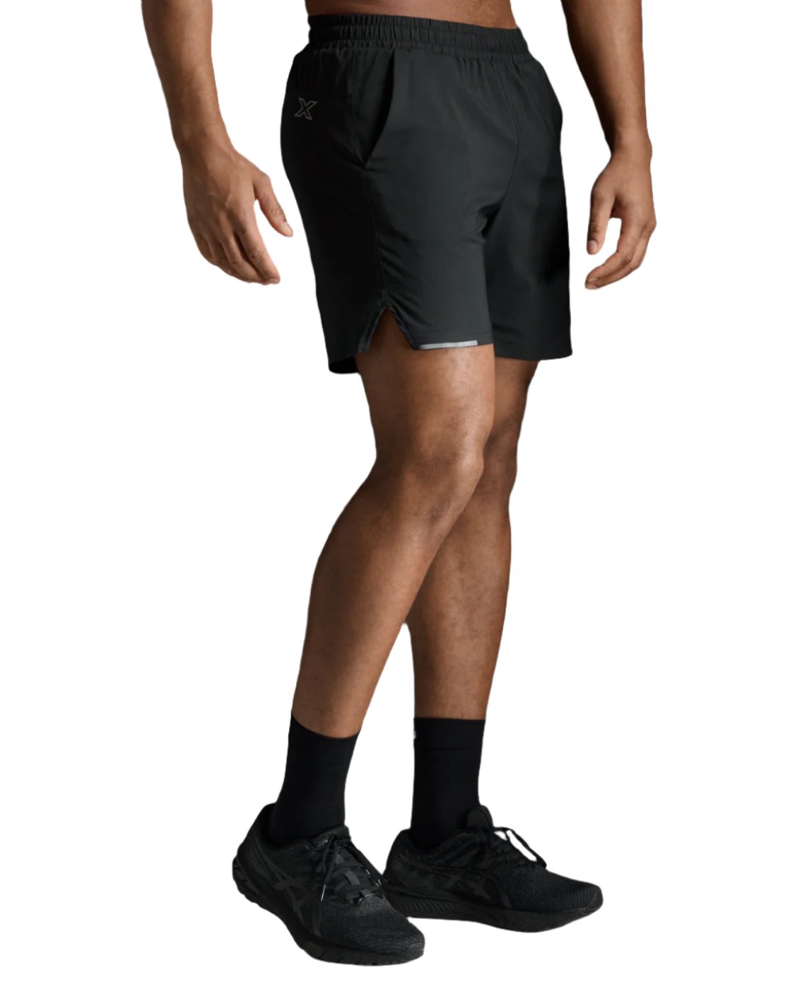 2XU Aero 7 Inch Shorts - Black/Silver