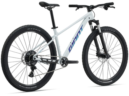 Giant 2027 Talon 29 2 - Icicle White