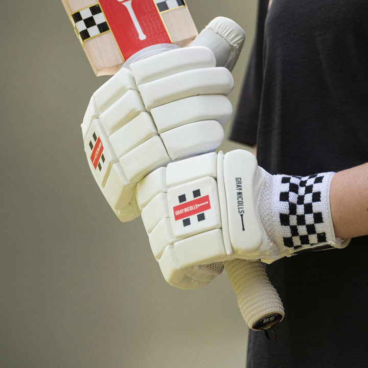 Gray-Nicolls Prestige Batting Gloves